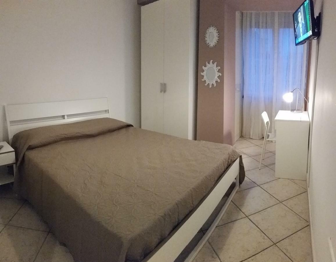 B&B Aminei Metrò Napoli Exterior foto